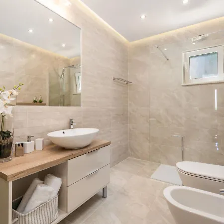Holiday home Makvic - Mod310 By Interhome *